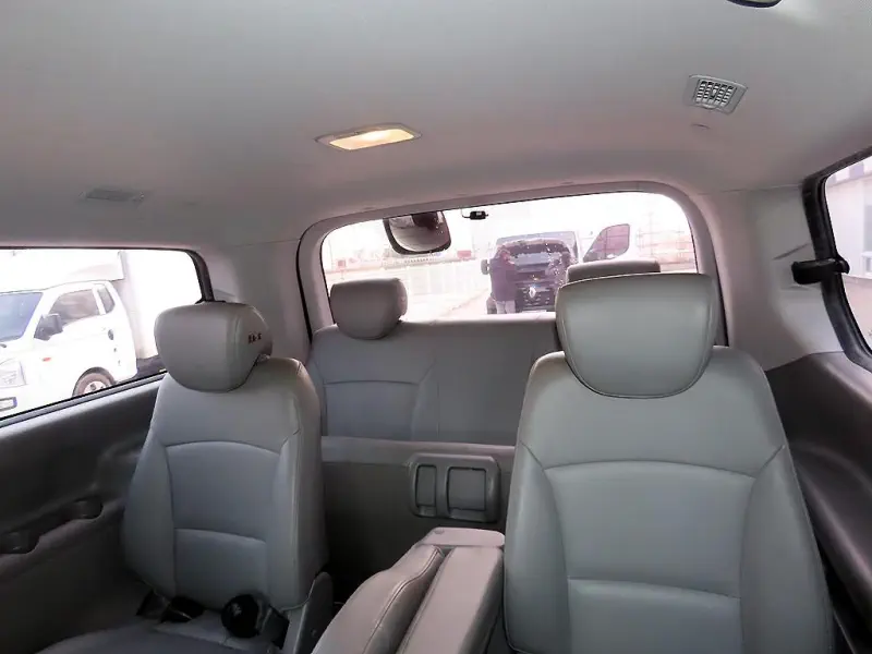 Hyundai Grand Starex