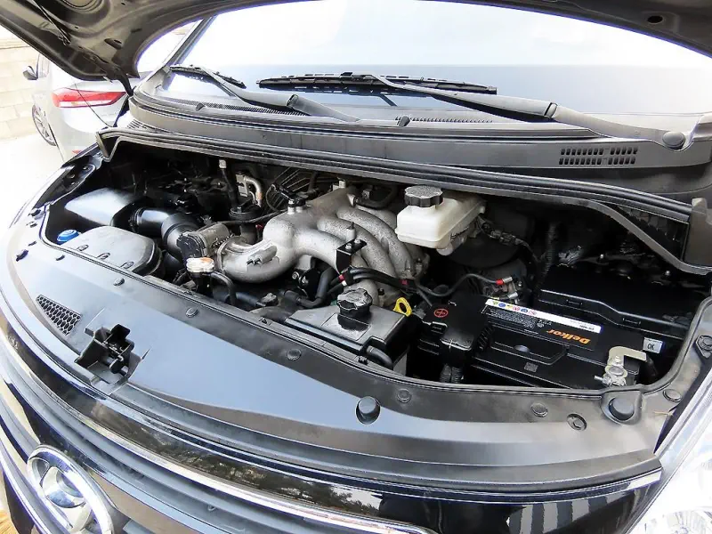 Hyundai Grand Starex