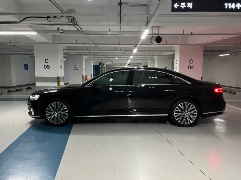 Audi A8