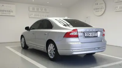 Volvo S80