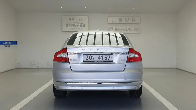 Volvo S80