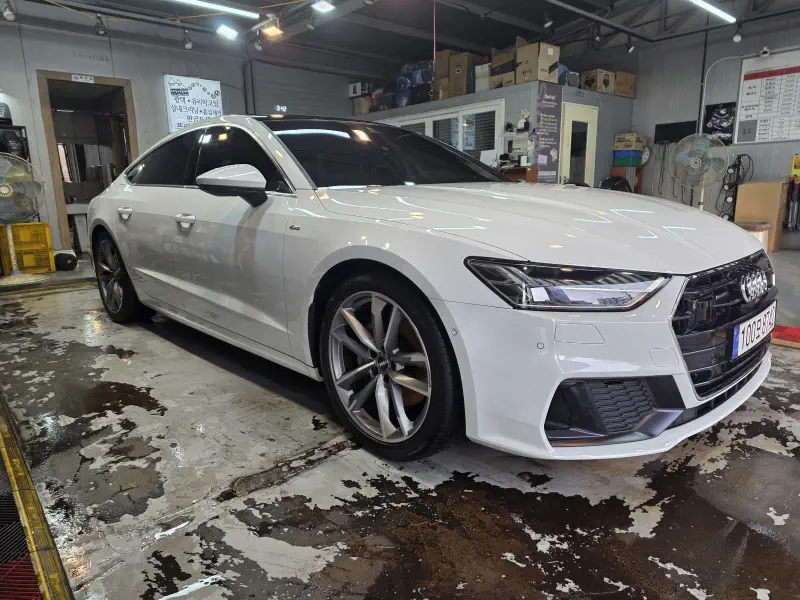 Audi A7