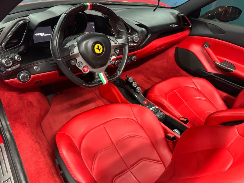 Ferrari 488