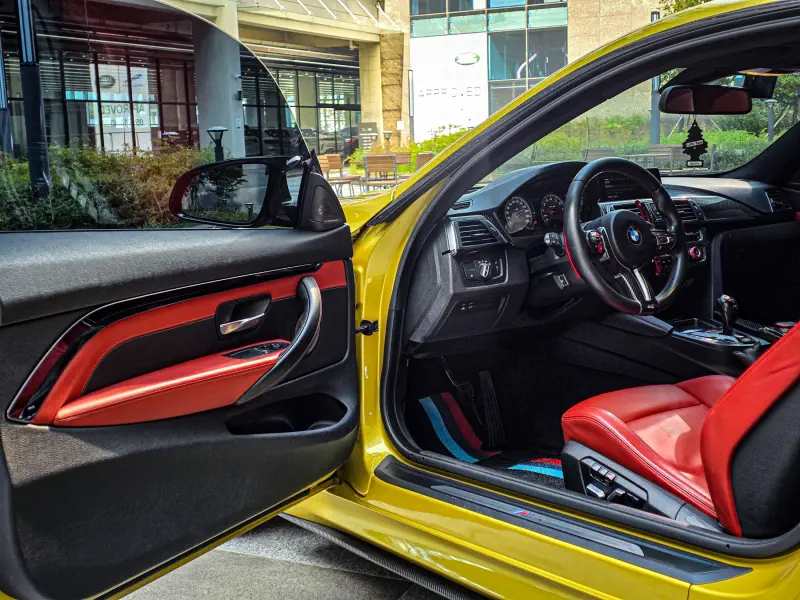 BMW M4