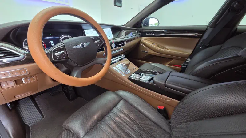 Genesis G90