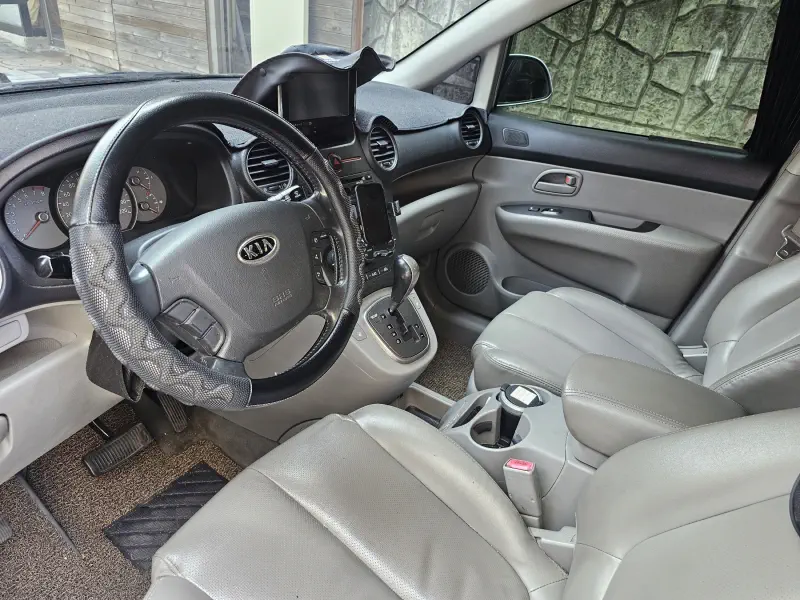 Kia Carens