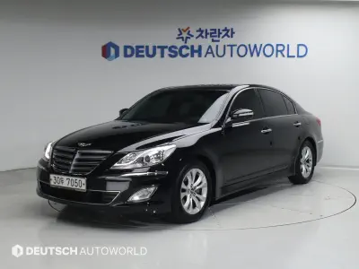 Hyundai Genesis