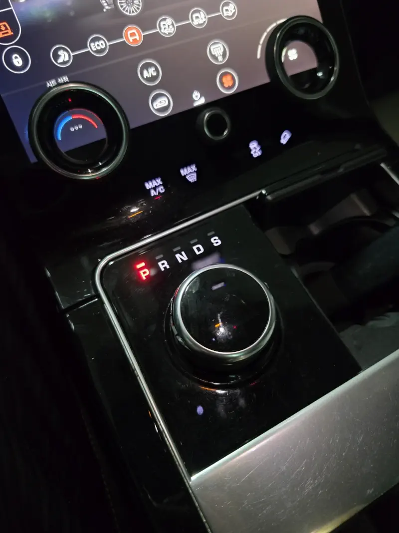 Land Rover Range Rover Velar