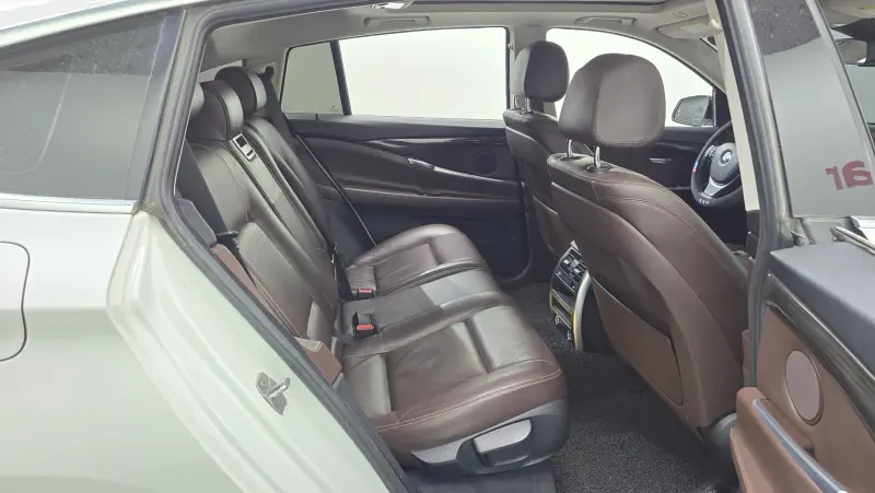 BMW 5-Series Gran Turismo