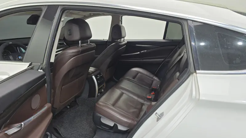 BMW 5-Series Gran Turismo