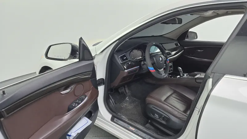 BMW 5-Series Gran Turismo