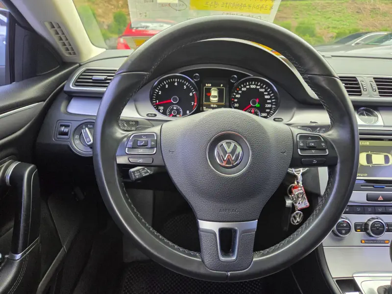 Volkswagen PASSAT CC