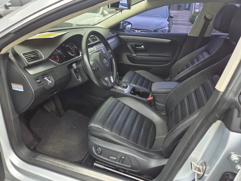 Volkswagen PASSAT CC