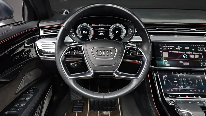 Audi A8