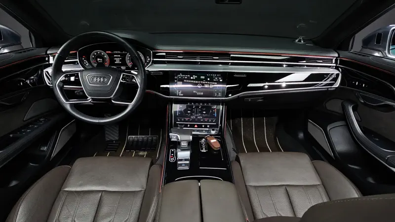Audi A8
