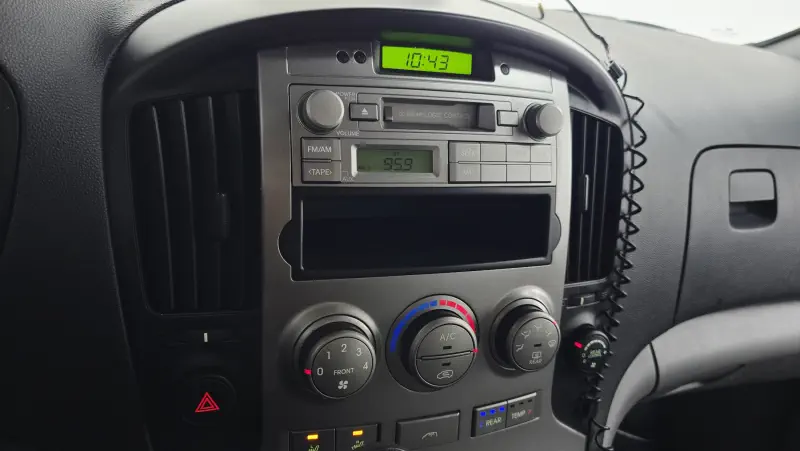 Hyundai Grand Starex