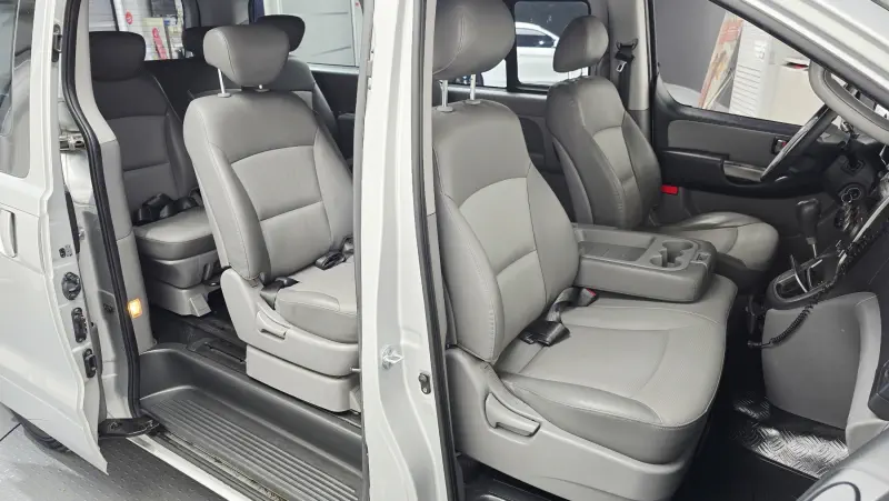 Hyundai Grand Starex