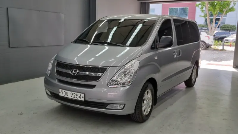 Hyundai Grand Starex