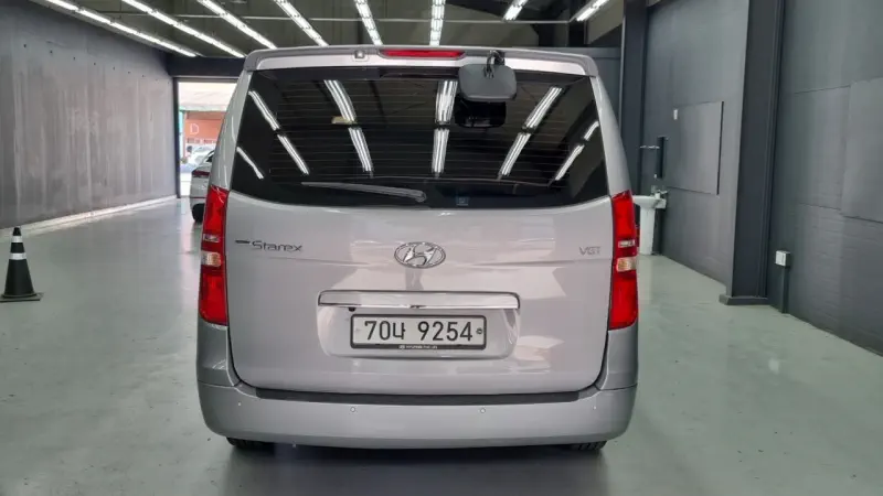 Hyundai Grand Starex