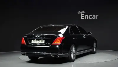 Genesis EQ900