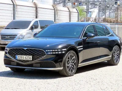 Genesis G90