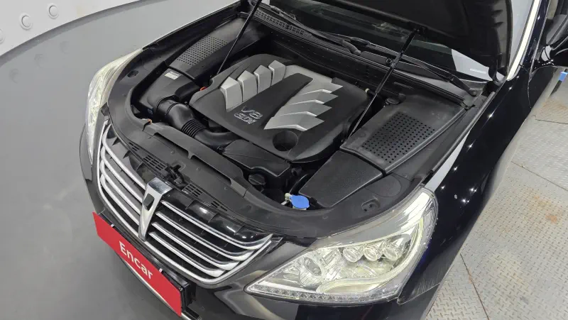 Hyundai Equus
