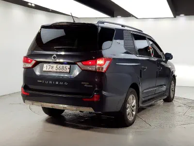 SsangYong Korando Turismo