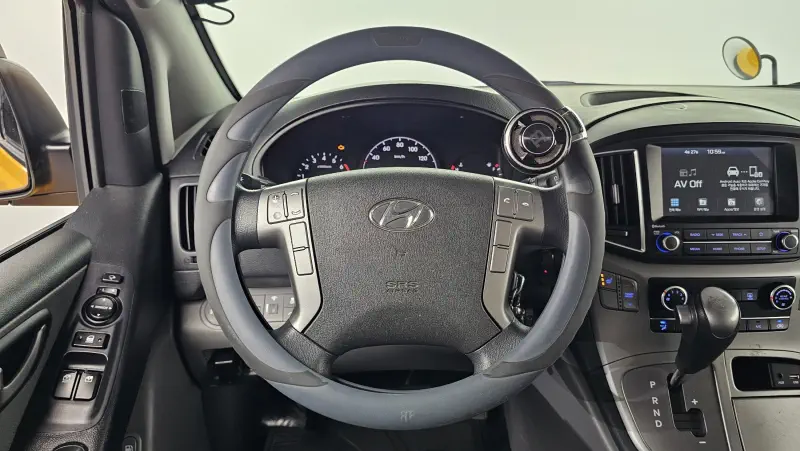 Hyundai Grand Starex