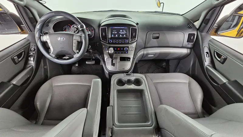 Hyundai Grand Starex