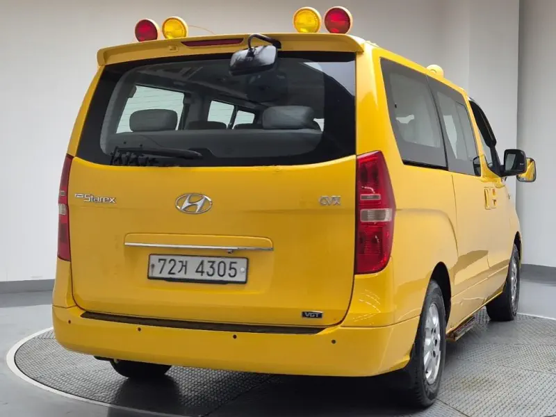 Hyundai Grand Starex