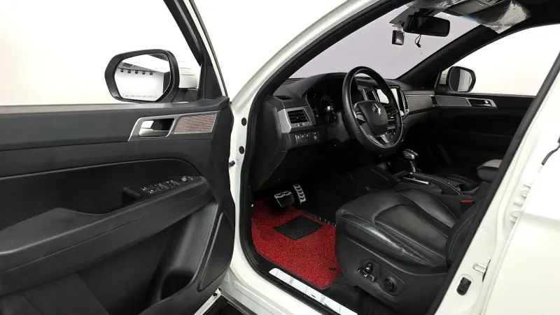 SsangYong Rexton Sports Khan