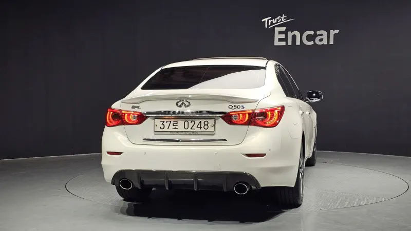 Infiniti Q50