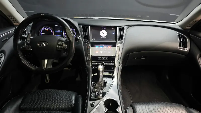 Infiniti Q50