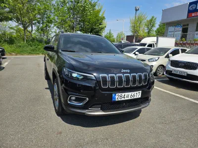 Jeep Cherokee