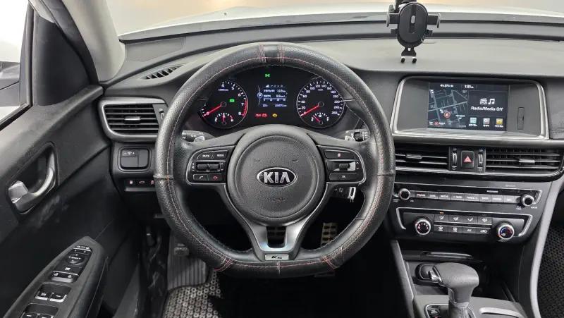 Kia K5