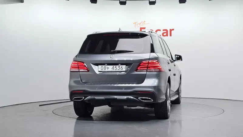 Mercedes-Benz GLE-Class