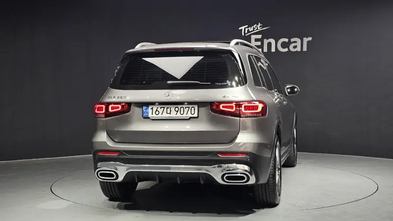 Mercedes-Benz GLB-Class