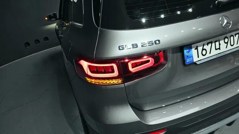 Mercedes-Benz GLB-Class
