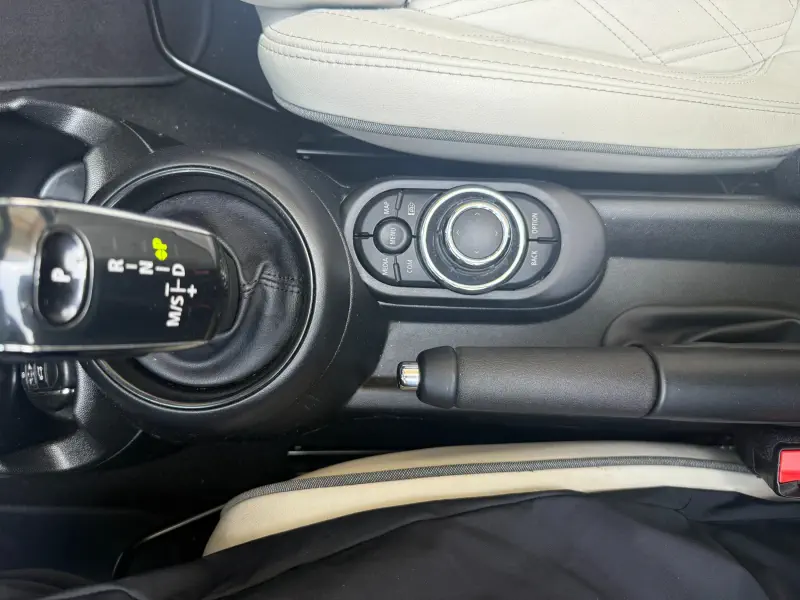 MINI Cooper Convertible