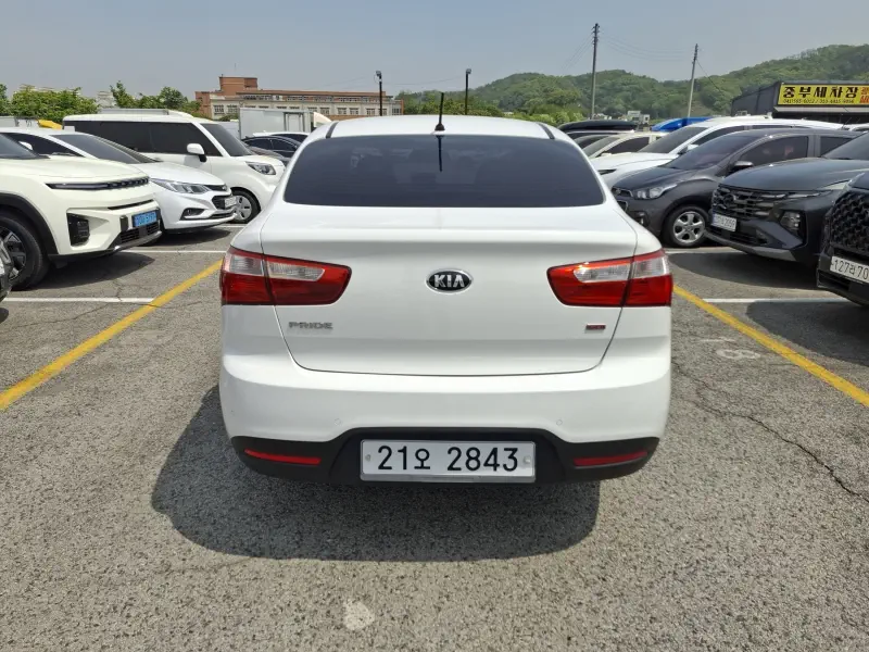 Kia pride