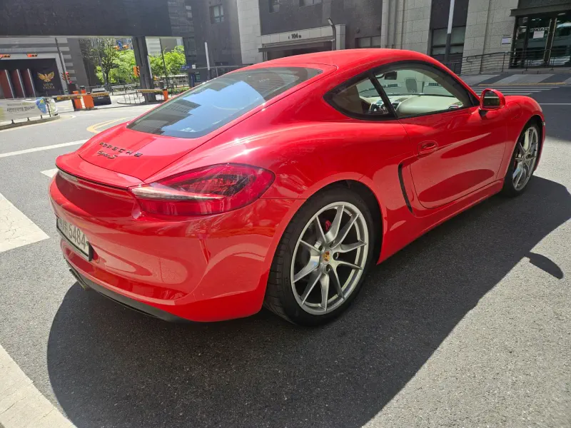 Porsche CAYMAN