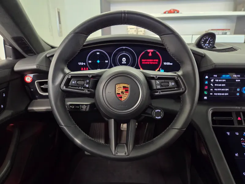 Porsche Taycan
