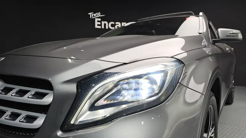 Mercedes-Benz GLA-Class