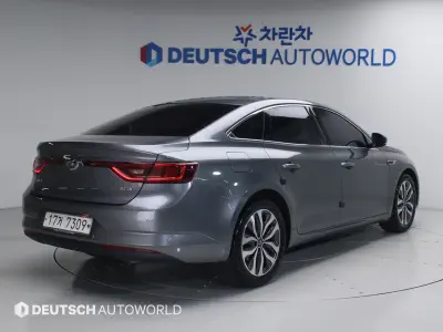 Renault SM6