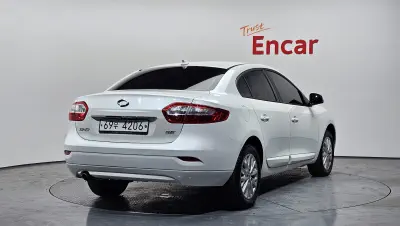 Renault SM3
