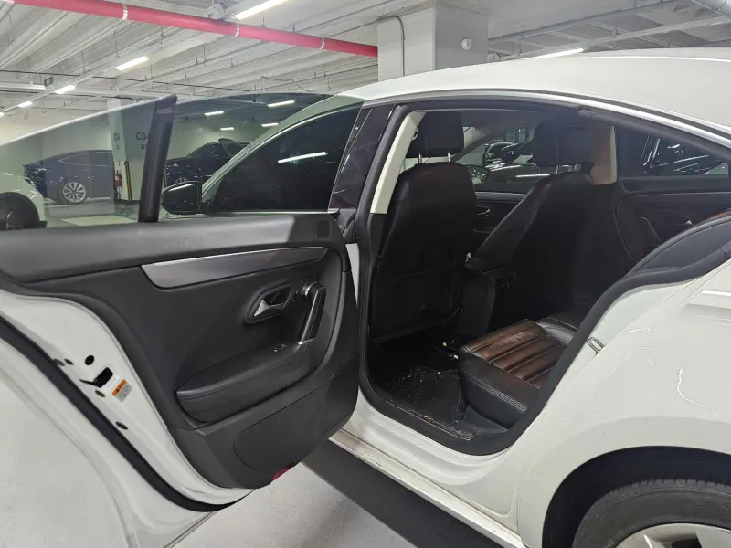 Volkswagen PASSAT CC