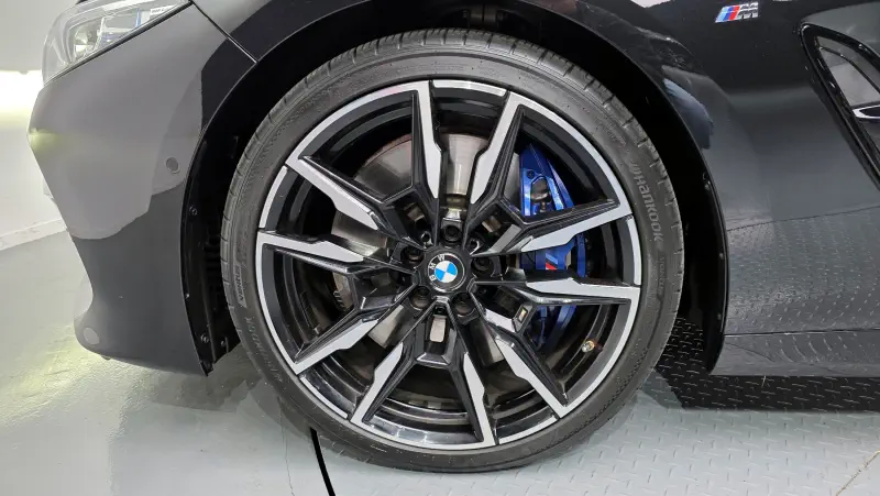 BMW 8-Series