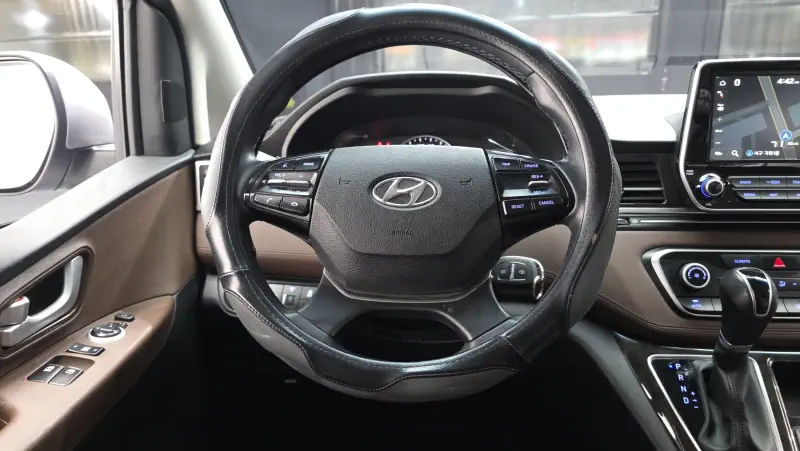 Hyundai Grand Starex