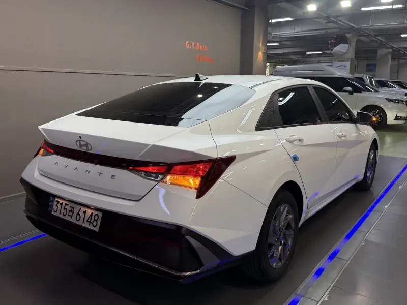 Hyundai AVANTE