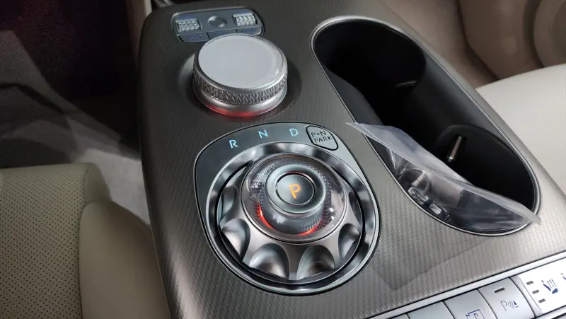 Genesis GV60